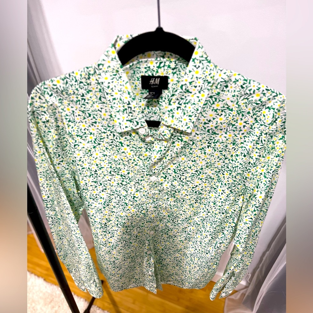 Men's H&M Floral Slim Fit Button-Down - Size M - Sleeve 33-34 - Never Worn